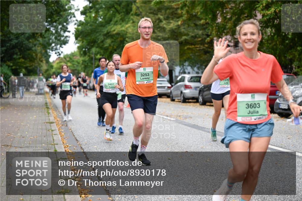 21.09.2025 - PSD Bank Halbmarathon Dr. Thomas Lammeyer http://msf.ph/oto/8930178 21.09.2025 10:49:41 Laufen 3407, 3253, 1579, 3603 meine-sportfotos.de
