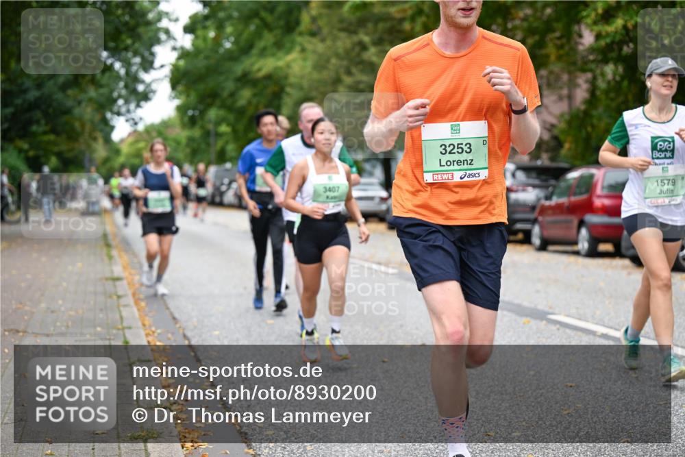 21.09.2025 - PSD Bank Halbmarathon Dr. Thomas Lammeyer http://msf.ph/oto/8930200 21.09.2025 10:49:42 Laufen 3253, 3407, 1579 meine-sportfotos.de
