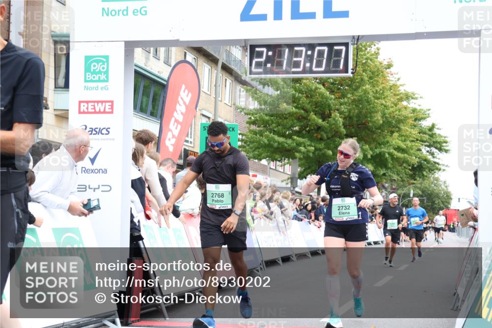 21.09.2025 - PSD Bank Halbmarathon Strokosch-Dieckow http://msf.ph/oto/8930202 21.09.2025 12:12:30 Ziel 1289, 1390, 2732, 2768, 3215, 3394, 3803 meine-sportfotos.de