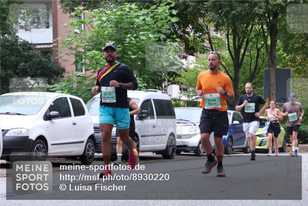 21.09.2025 - PSD Bank Halbmarathon Luisa Fischer http://msf.ph/oto/8930220 21.09.2025 11:51:06 Laufen 3213, 3418, 3184, 2097, 1802 meine-sportfotos.de