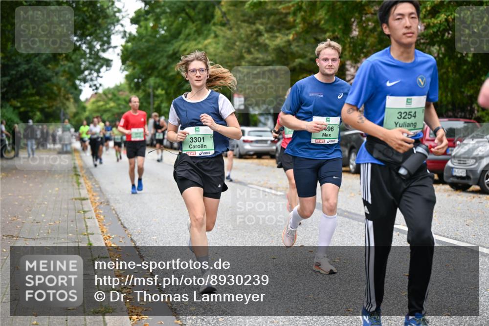 21.09.2025 - PSD Bank Halbmarathon Dr. Thomas Lammeyer http://msf.ph/oto/8930239 21.09.2025 10:49:44 Laufen 3301, 496, 2433, 3254 meine-sportfotos.de