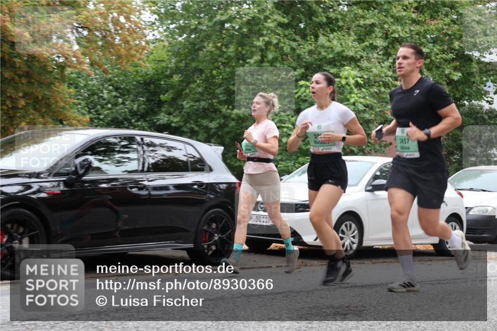 21.09.2025 - PSD Bank Halbmarathon Luisa Fischer http://msf.ph/oto/8930366 21.09.2025 11:51:39 Laufen 80119, 2457 meine-sportfotos.de