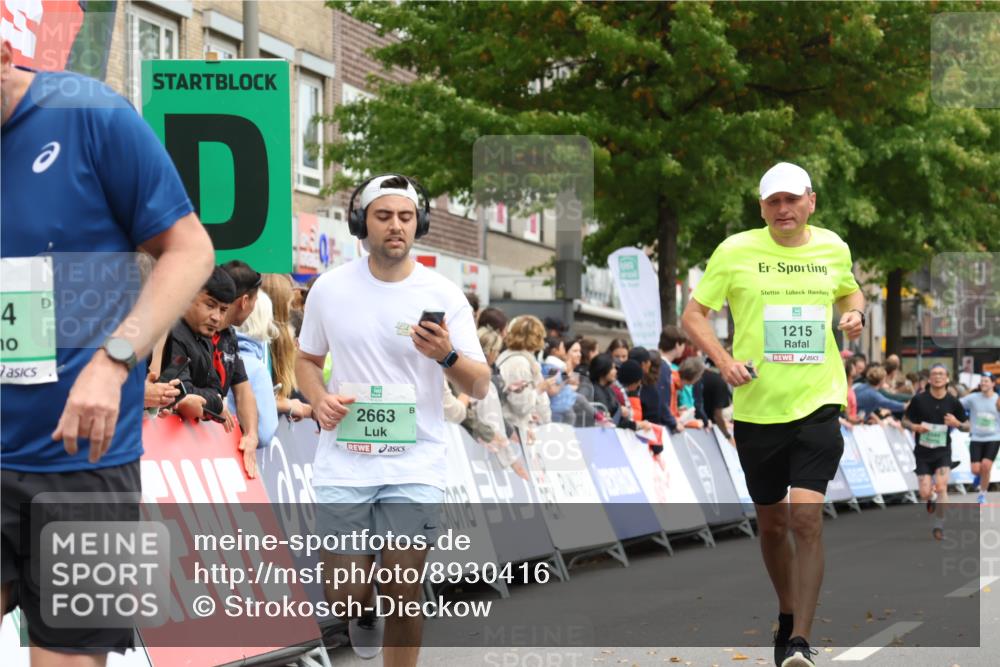 21.09.2025 - PSD Bank Halbmarathon Strokosch-Dieckow http://msf.ph/oto/8930416 21.09.2025 12:12:53 Ziel 1215, 2663, 3354, 3972 meine-sportfotos.de