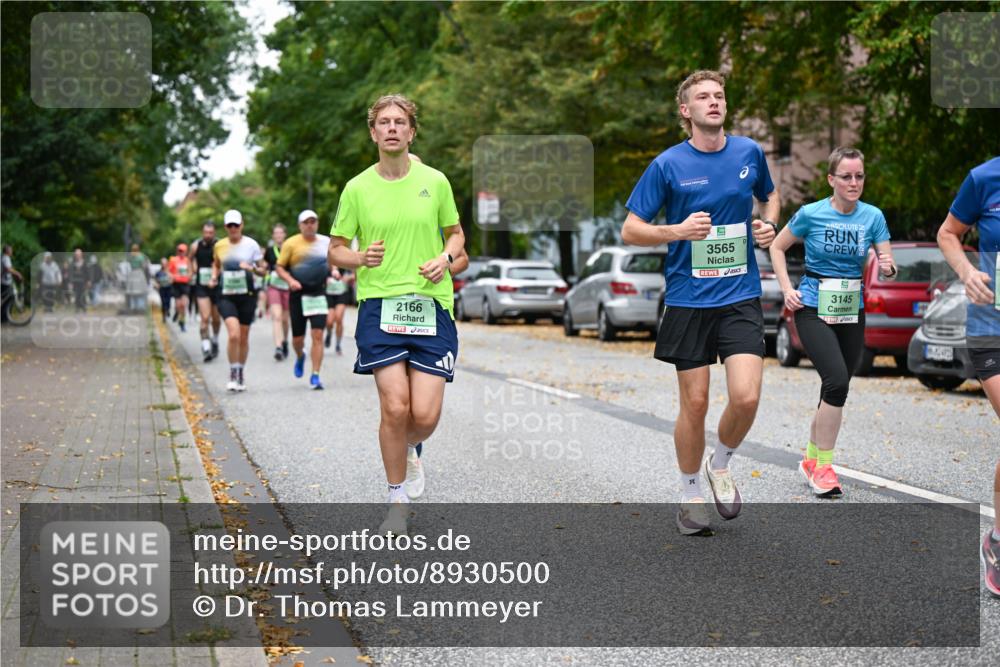 21.09.2025 - PSD Bank Halbmarathon Dr. Thomas Lammeyer http://msf.ph/oto/8930500 21.09.2025 10:50:01 Laufen 2166, 3565, 3145 meine-sportfotos.de