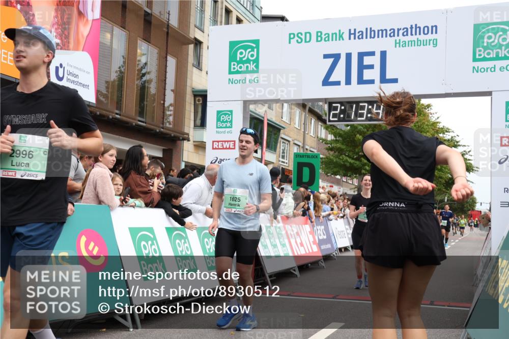21.09.2025 - PSD Bank Halbmarathon Strokosch-Dieckow http://msf.ph/oto/8930512 21.09.2025 12:13:05 Ziel 1625, 2669, 2996, 3344, 3483, 3769 meine-sportfotos.de