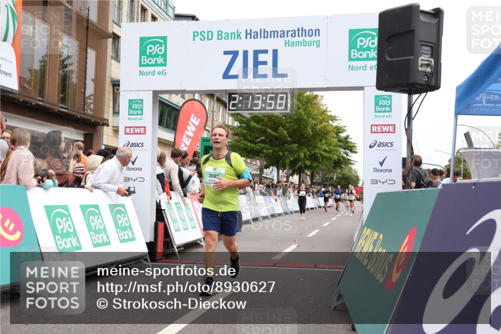 21.09.2025 - PSD Bank Halbmarathon Strokosch-Dieckow http://msf.ph/oto/8930627 21.09.2025 12:13:21 Ziel 1553, 2198, 3982 meine-sportfotos.de