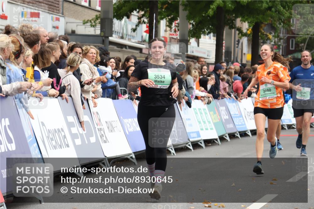 21.09.2025 - PSD Bank Halbmarathon Strokosch-Dieckow http://msf.ph/oto/8930645 21.09.2025 12:13:24 Ziel 2198, 2817, 2860, 3534, 3982 meine-sportfotos.de
