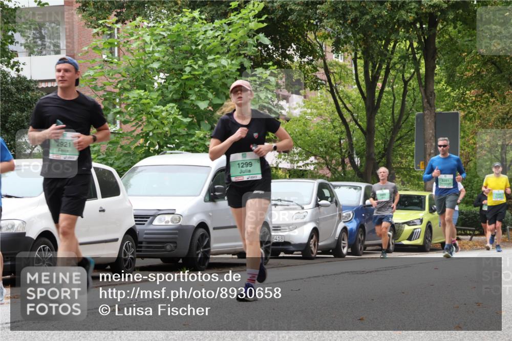 21.09.2025 - PSD Bank Halbmarathon Luisa Fischer http://msf.ph/oto/8930658 21.09.2025 11:52:53 Laufen 2921, 1299, 3418, 3251, 1253 meine-sportfotos.de