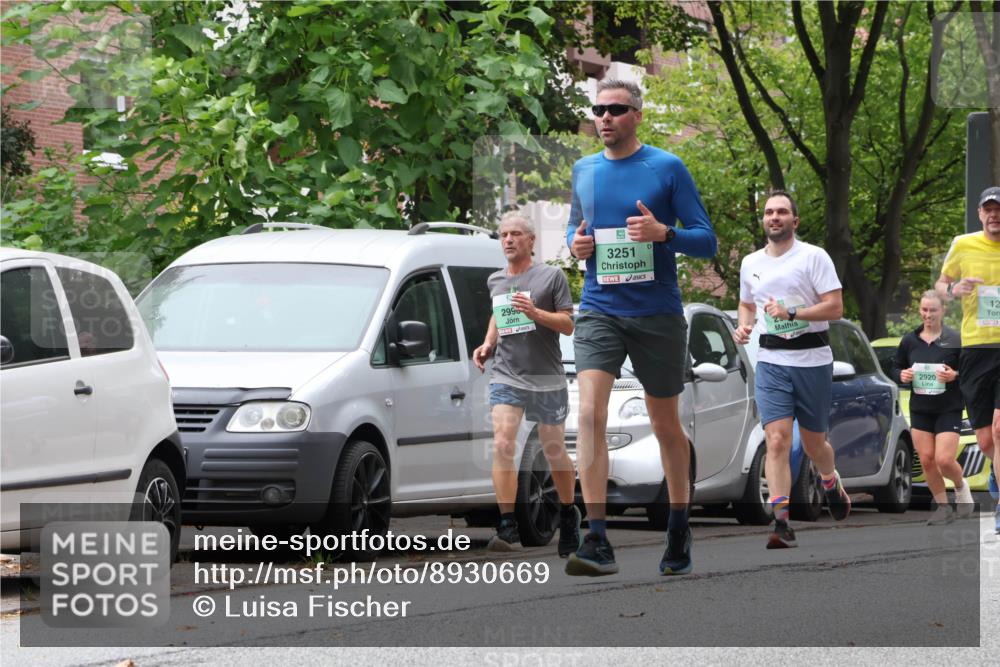 21.09.2025 - PSD Bank Halbmarathon Luisa Fischer http://msf.ph/oto/8930669 21.09.2025 11:52:55 Laufen 2998, 3251, 2920, 12 meine-sportfotos.de
