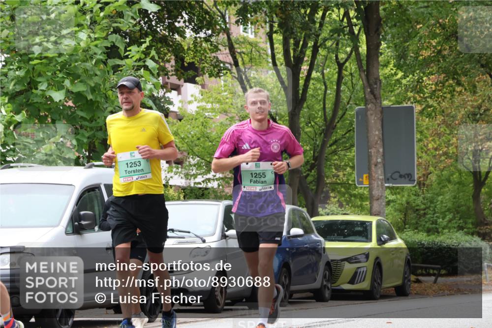 21.09.2025 - PSD Bank Halbmarathon Luisa Fischer http://msf.ph/oto/8930688 21.09.2025 11:52:58 Laufen 1253, 18, 1255 meine-sportfotos.de