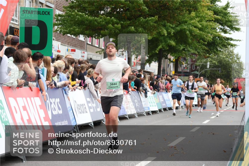 21.09.2025 - PSD Bank Halbmarathon Strokosch-Dieckow http://msf.ph/oto/8930761 21.09.2025 12:13:36 Ziel 2429, 3126, 3444, 3912 meine-sportfotos.de