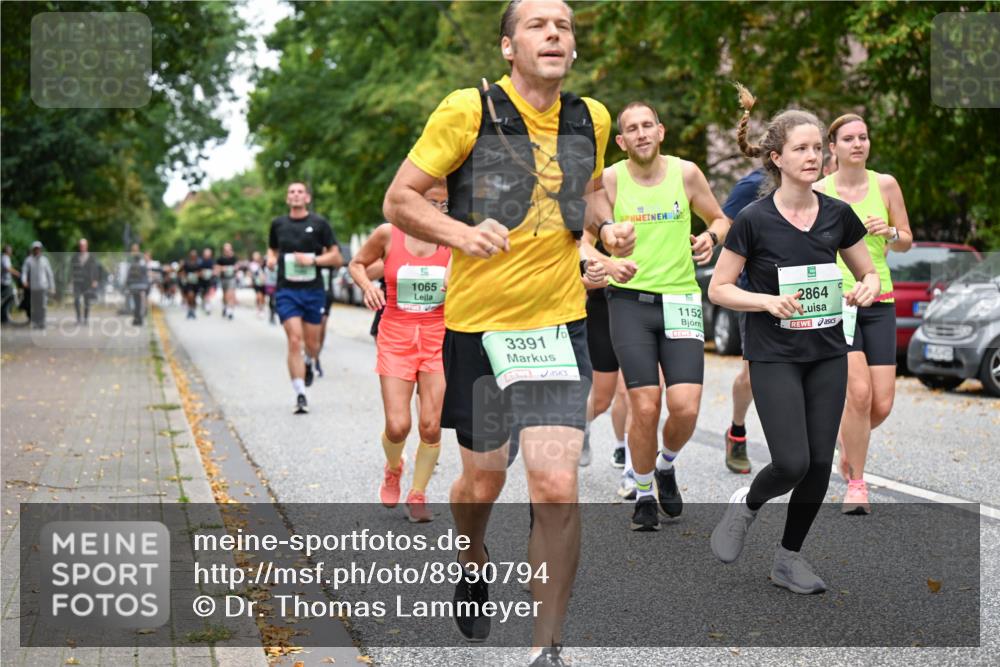 21.09.2025 - PSD Bank Halbmarathon Dr. Thomas Lammeyer http://msf.ph/oto/8930794 21.09.2025 10:50:16 Laufen 1065, 3391, 1152, 2864 meine-sportfotos.de