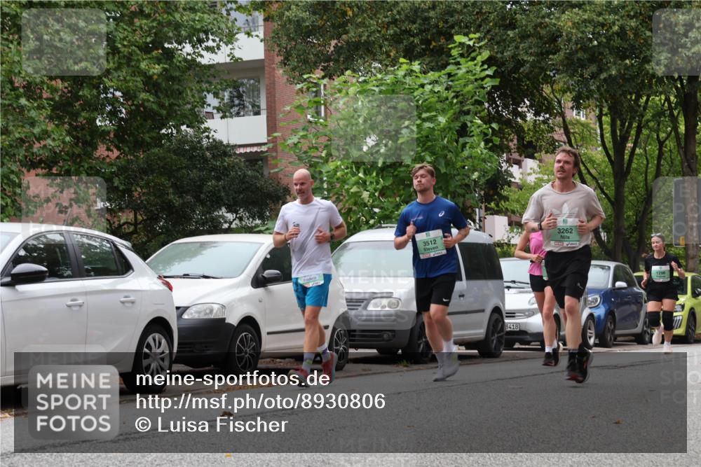 21.09.2025 - PSD Bank Halbmarathon Luisa Fischer http://msf.ph/oto/8930806 21.09.2025 11:53:33 Laufen 3512, 3262, 8418 meine-sportfotos.de