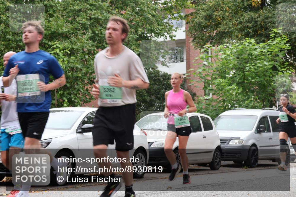 21.09.2025 - PSD Bank Halbmarathon Luisa Fischer http://msf.ph/oto/8930819 21.09.2025 11:53:35 Laufen 3512, 3262, 1663, 841 meine-sportfotos.de