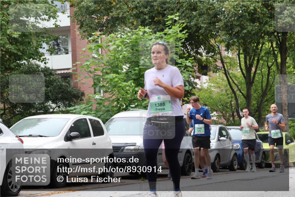 21.09.2025 - PSD Bank Halbmarathon Luisa Fischer http://msf.ph/oto/8930914 21.09.2025 11:53:57 Laufen 1388, 2949, 2883, 3201 meine-sportfotos.de