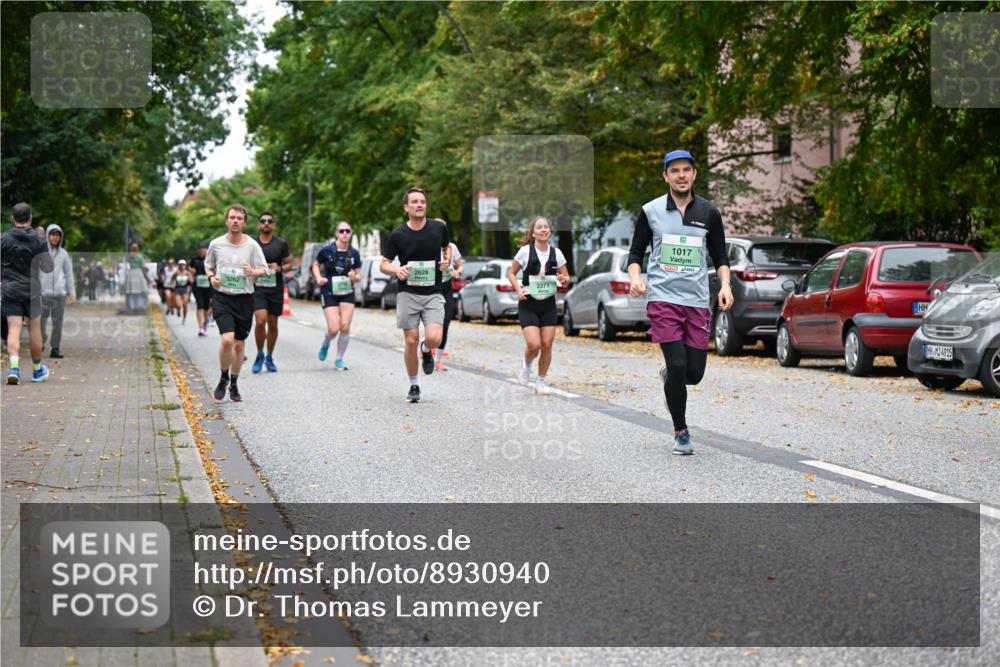 21.09.2025 - PSD Bank Halbmarathon Dr. Thomas Lammeyer http://msf.ph/oto/8930940 21.09.2025 10:50:27 Laufen 2628, 3371, 1017, 4915 meine-sportfotos.de