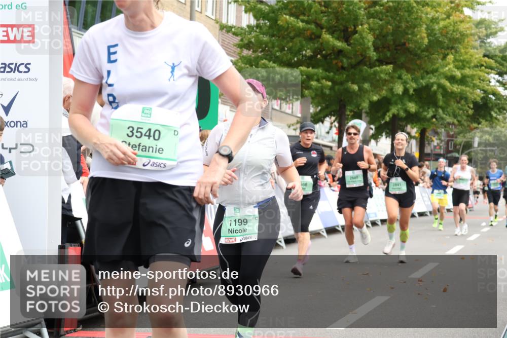 21.09.2025 - PSD Bank Halbmarathon Strokosch-Dieckow http://msf.ph/oto/8930966 21.09.2025 12:13:59 Ziel 1199, 1668, 1674, 2841, 2885, 3466, 3540 meine-sportfotos.de