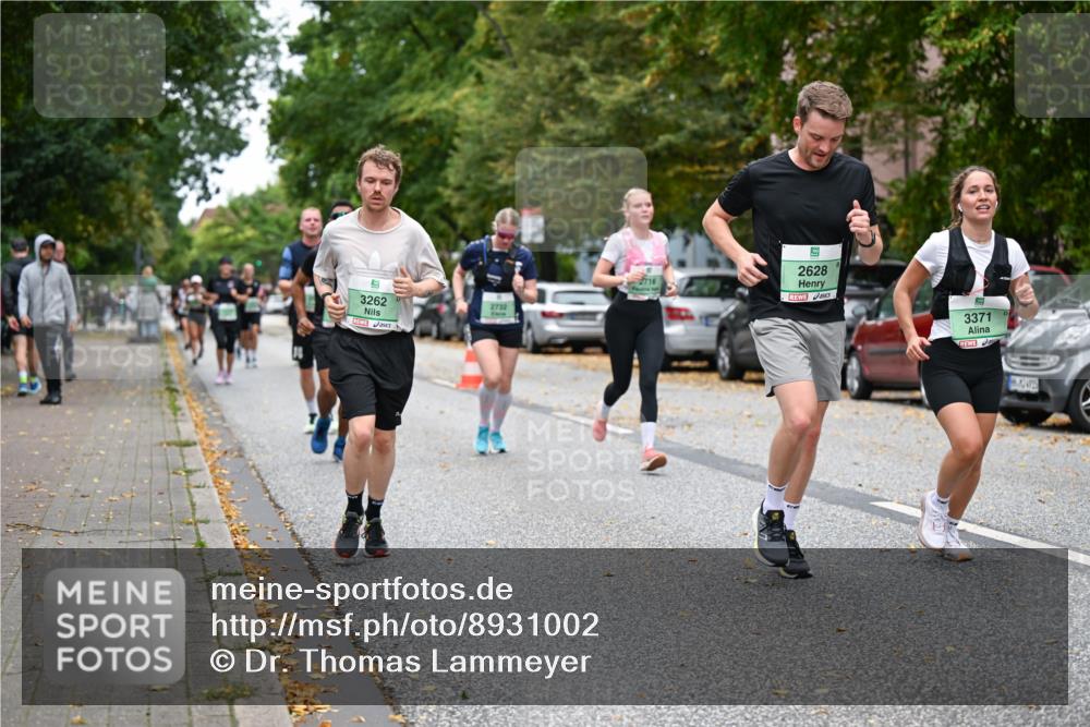 21.09.2025 - PSD Bank Halbmarathon Dr. Thomas Lammeyer http://msf.ph/oto/8931002 21.09.2025 10:50:30 Laufen 9, 3262, 2732, 5, 2716, 2628, 3371 meine-sportfotos.de