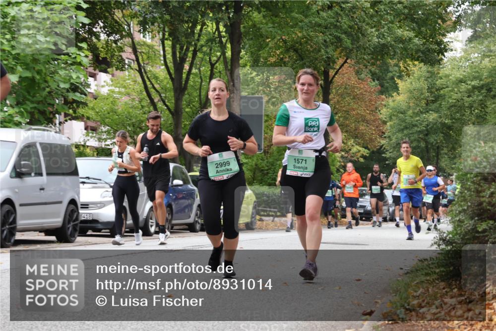 21.09.2025 - PSD Bank Halbmarathon Luisa Fischer http://msf.ph/oto/8931014 21.09.2025 11:54:34 Laufen 3418, 2999, 1571 meine-sportfotos.de