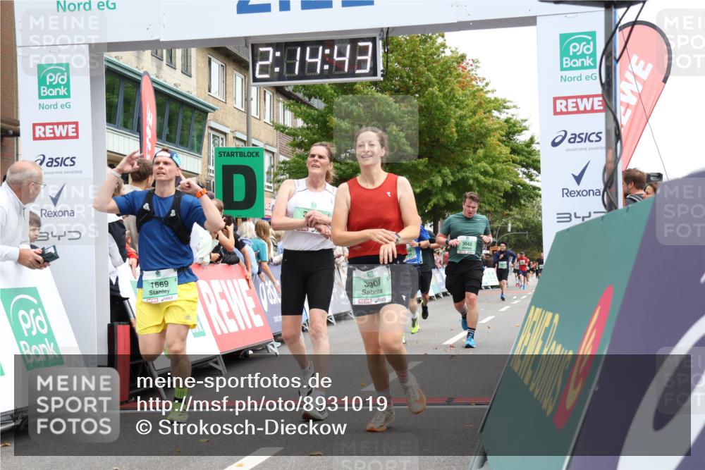 21.09.2025 - PSD Bank Halbmarathon Strokosch-Dieckow http://msf.ph/oto/8931019 21.09.2025 12:14:06 Ziel 1199, 1668, 1669, 2531, 2841, 2885, 3004, 3041, 3042, 3908 meine-sportfotos.de