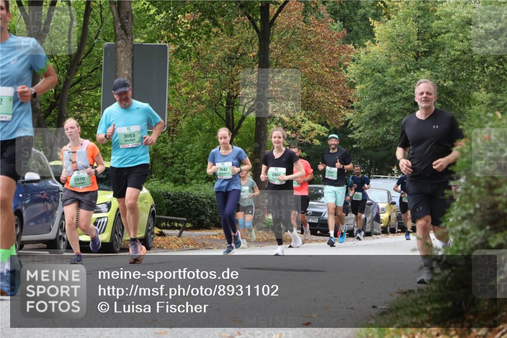 21.09.2025 - PSD Bank Halbmarathon Luisa Fischer http://msf.ph/oto/8931102 21.09.2025 11:54:52 Laufen 3910, 2942, 2864 meine-sportfotos.de