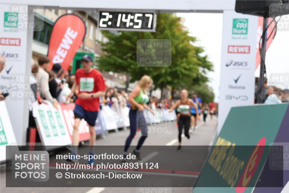 21.09.2025 - PSD Bank Halbmarathon Strokosch-Dieckow http://msf.ph/oto/8931124 21.09.2025 12:14:21 Ziel 1007, 1009, 1623, 2994, 3311, 3778 meine-sportfotos.de