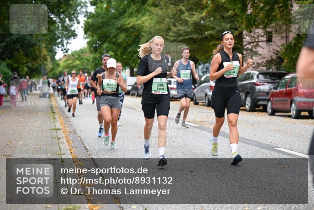 21.09.2025 - PSD Bank Halbmarathon Dr. Thomas Lammeyer http://msf.ph/oto/8931132 21.09.2025 10:50:40 Laufen 3555, 3393, 5, 2852, 57 meine-sportfotos.de