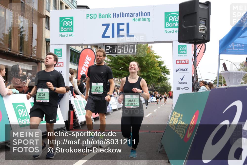 21.09.2025 - PSD Bank Halbmarathon Strokosch-Dieckow http://msf.ph/oto/8931211 21.09.2025 12:14:29 Ziel 1007, 1009, 1106, 1623, 1941, 2705, 2834, 2865, 3778 meine-sportfotos.de