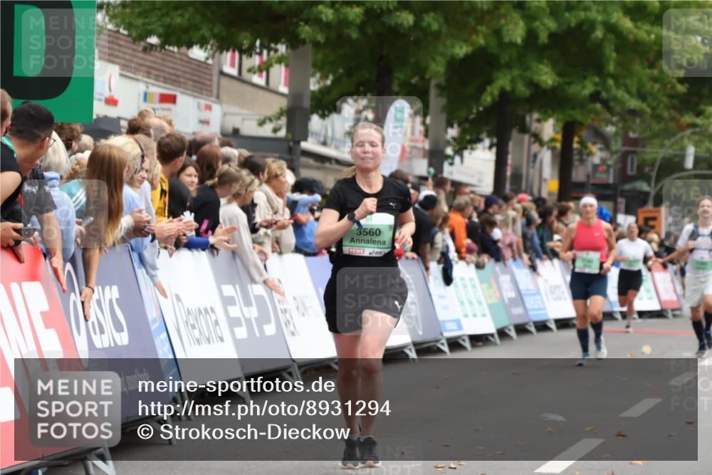 21.09.2025 - PSD Bank Halbmarathon Strokosch-Dieckow http://msf.ph/oto/8931294 21.09.2025 12:15:03 Ziel 3560, 3737 meine-sportfotos.de