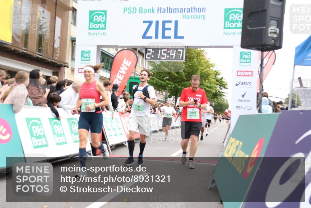 21.09.2025 - PSD Bank Halbmarathon Strokosch-Dieckow http://msf.ph/oto/8931321 21.09.2025 12:15:11 Ziel 1071, 1384, 1587, 1588, 1589, 1641, 3140, 3191, 3517, 3560, 3902 meine-sportfotos.de