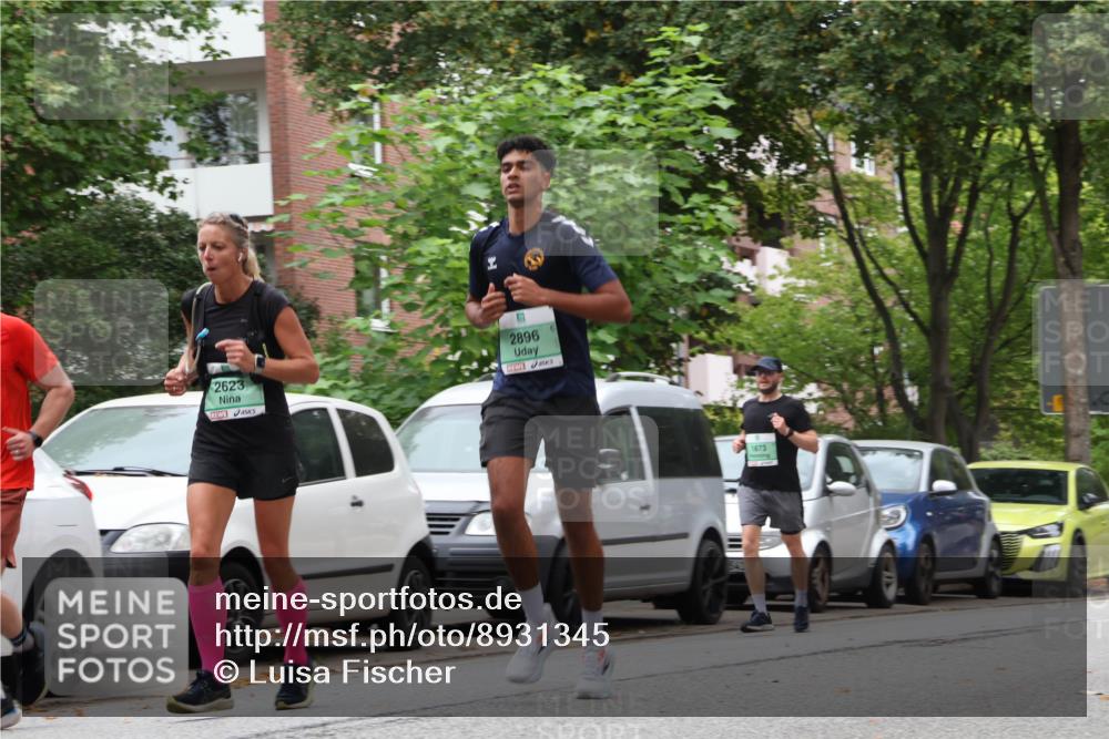 21.09.2025 - PSD Bank Halbmarathon Luisa Fischer http://msf.ph/oto/8931345 21.09.2025 11:56:01 Laufen 2623, 2896, 1673 meine-sportfotos.de
