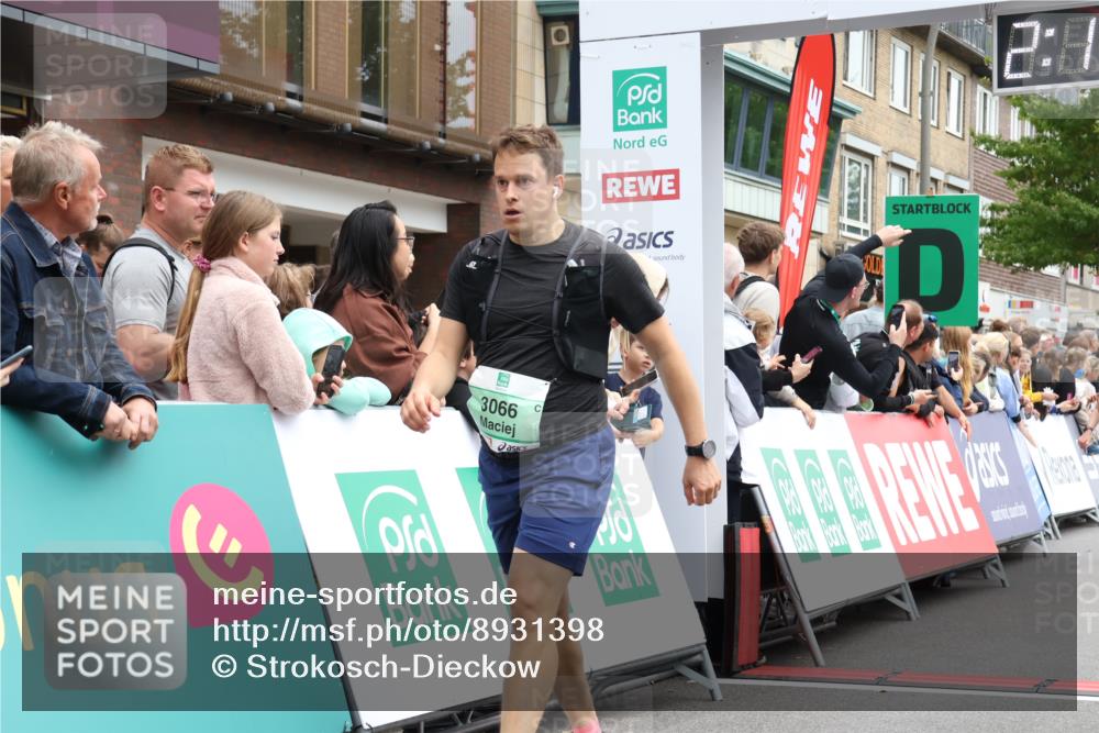 21.09.2025 - PSD Bank Halbmarathon Strokosch-Dieckow http://msf.ph/oto/8931398 21.09.2025 12:15:42 Ziel 1017, 1369, 1579, 2674, 3066, 3185, 3498, 3851 meine-sportfotos.de