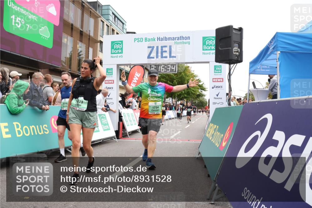 21.09.2025 - PSD Bank Halbmarathon Strokosch-Dieckow http://msf.ph/oto/8931528 21.09.2025 12:15:57 Ziel 1096, 1734, 3070, 3339, 3345, 3473, 3484, 3516, 3573, 3617 meine-sportfotos.de