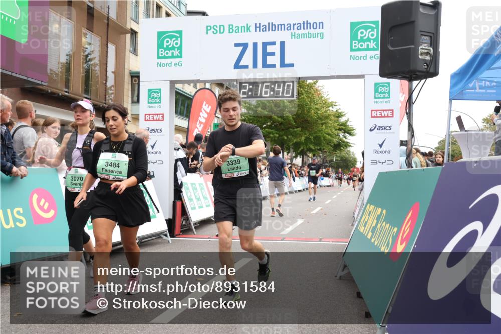 21.09.2025 - PSD Bank Halbmarathon Strokosch-Dieckow http://msf.ph/oto/8931584 21.09.2025 12:16:03 Ziel 1734, 2615, 2958, 3070, 3339, 3397, 3484 meine-sportfotos.de