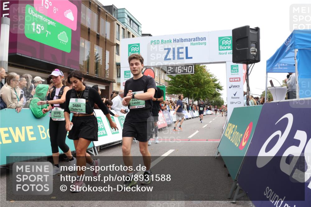 21.09.2025 - PSD Bank Halbmarathon Strokosch-Dieckow http://msf.ph/oto/8931588 21.09.2025 12:16:03 Ziel 1734, 2615, 2958, 3070, 3339, 3397, 3484 meine-sportfotos.de
