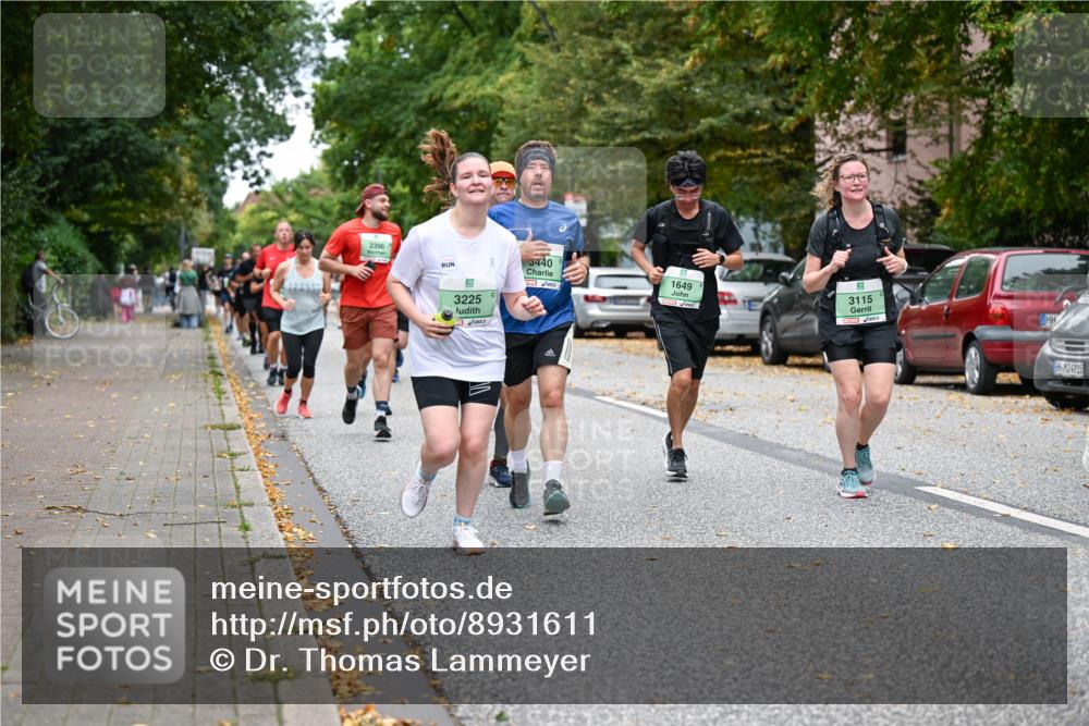21.09.2025 - PSD Bank Halbmarathon Dr. Thomas Lammeyer http://msf.ph/oto/8931611 21.09.2025 10:51:07 Laufen 2396, 3225, 5440, 1649, 3115, 4915 meine-sportfotos.de