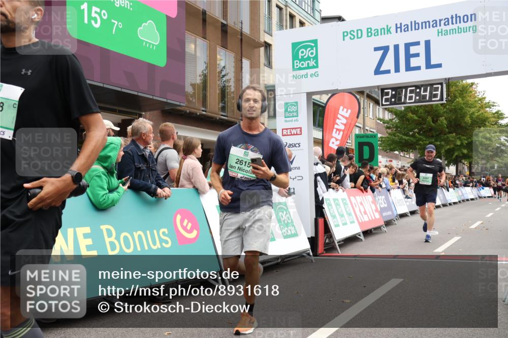 21.09.2025 - PSD Bank Halbmarathon Strokosch-Dieckow http://msf.ph/oto/8931618 21.09.2025 12:16:06 Ziel 2615, 2958, 3070, 3339, 3397, 3484 meine-sportfotos.de