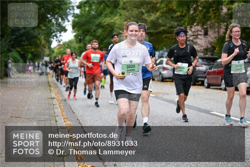 21.09.2025 - PSD Bank Halbmarathon Dr. Thomas Lammeyer http://msf.ph/oto/8931633 21.09.2025 10:51:08 Laufen 3225, 1649, 3115 meine-sportfotos.de