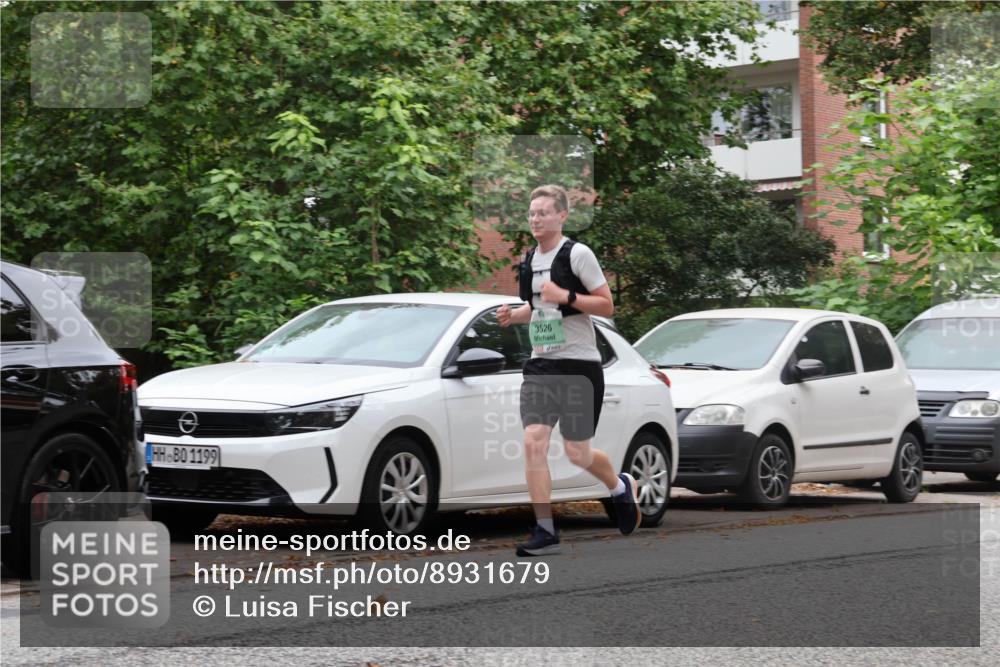 21.09.2025 - PSD Bank Halbmarathon Luisa Fischer http://msf.ph/oto/8931679 21.09.2025 11:57:41 Laufen 1199, 3526 meine-sportfotos.de