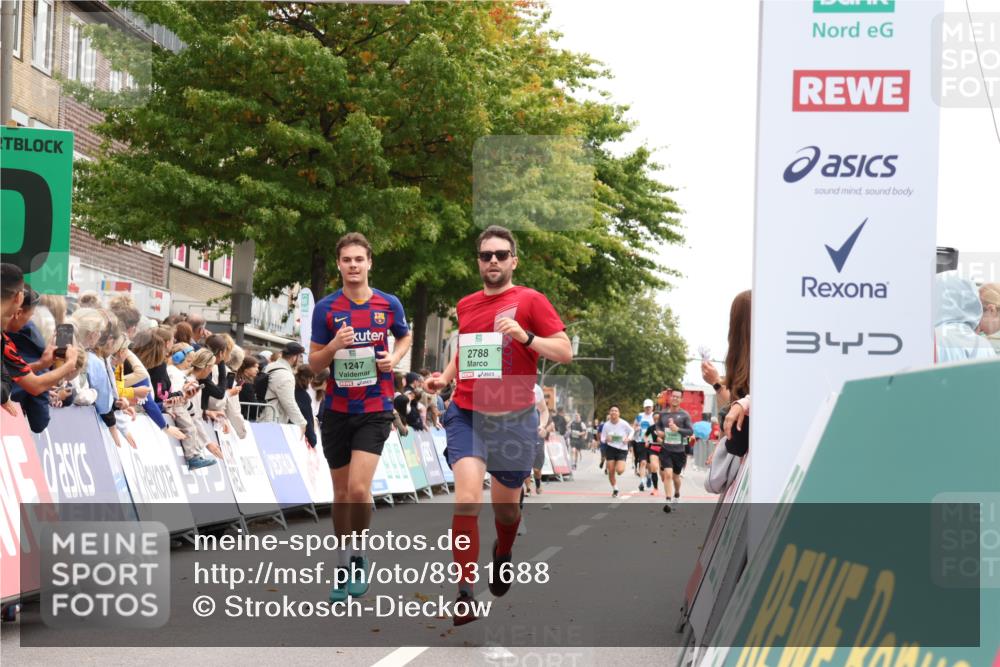 21.09.2025 - PSD Bank Halbmarathon Strokosch-Dieckow http://msf.ph/oto/8931688 21.09.2025 12:16:17 Ziel 1247, 2788, 3142, 3320, 3434 meine-sportfotos.de