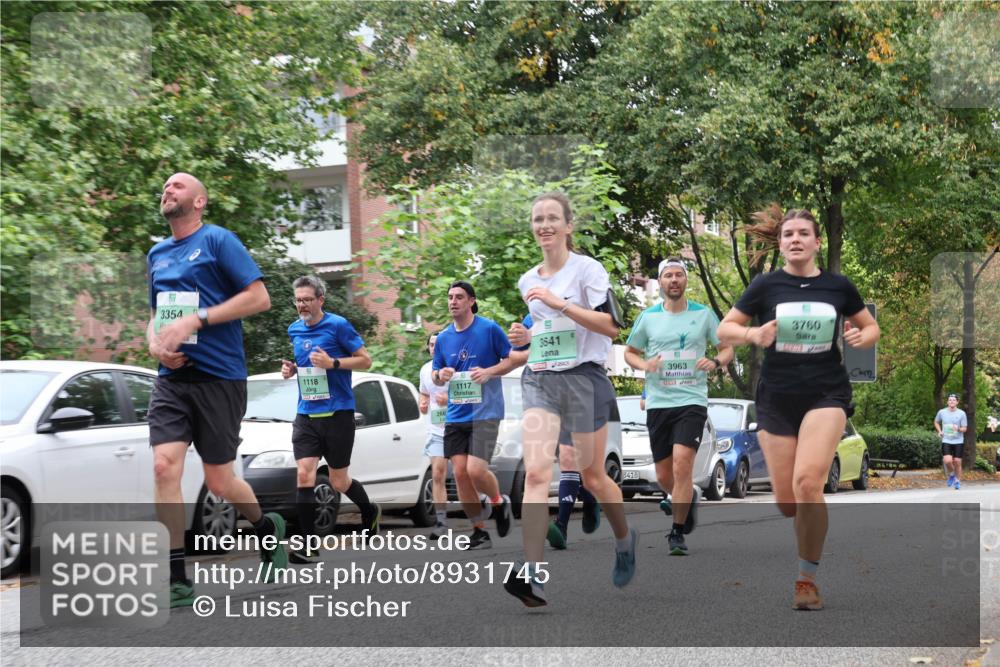 21.09.2025 - PSD Bank Halbmarathon Luisa Fischer http://msf.ph/oto/8931745 21.09.2025 11:58:00 Laufen 3354, 1118, 1117, 3641, 3963, 3418, 3760 meine-sportfotos.de