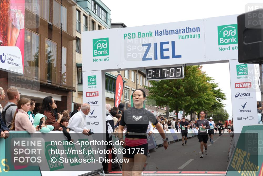 21.09.2025 - PSD Bank Halbmarathon Strokosch-Dieckow http://msf.ph/oto/8931775 21.09.2025 12:16:26 Ziel 1247, 2608, 3142, 3366, 3425, 3824 meine-sportfotos.de