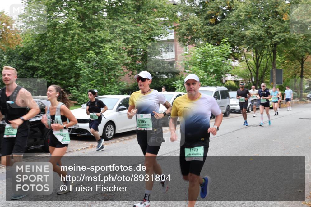 21.09.2025 - PSD Bank Halbmarathon Luisa Fischer http://msf.ph/oto/8931804 21.09.2025 11:58:48 Laufen 1352, 62, 1198, 1173 meine-sportfotos.de