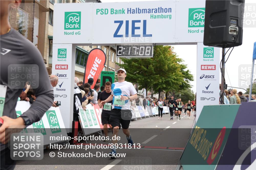 21.09.2025 - PSD Bank Halbmarathon Strokosch-Dieckow http://msf.ph/oto/8931813 21.09.2025 12:16:31 Ziel 2608, 2964, 3366, 3425, 3824, 4058 meine-sportfotos.de