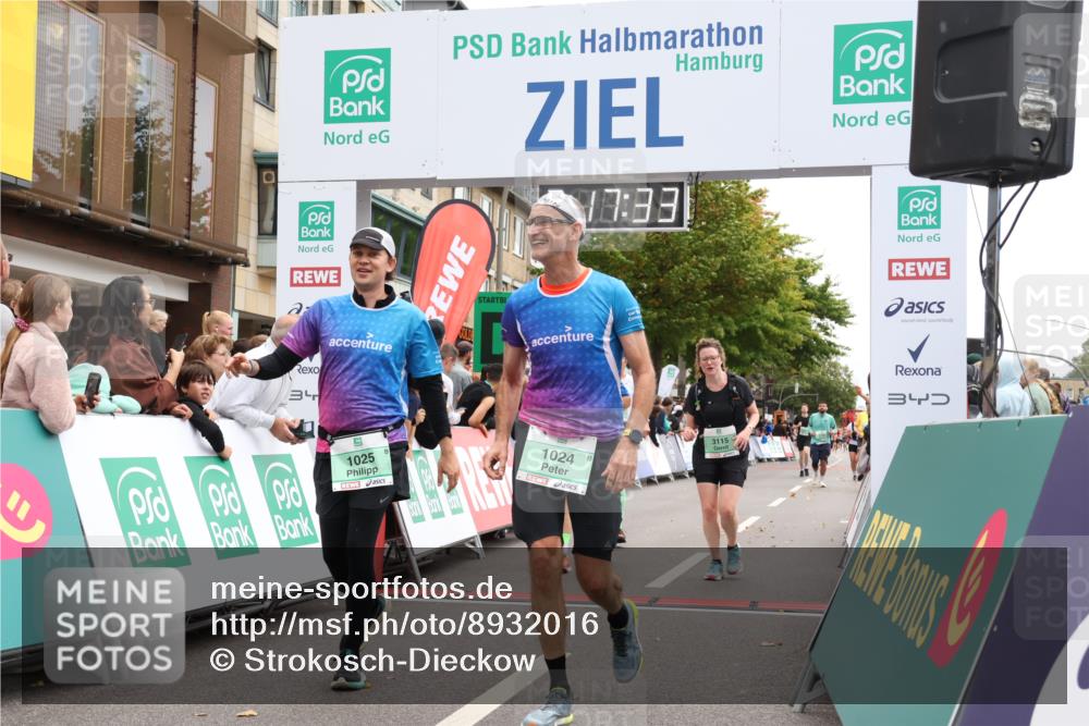 21.09.2025 - PSD Bank Halbmarathon Strokosch-Dieckow http://msf.ph/oto/8932016 21.09.2025 12:16:57 Ziel 1024, 1025, 1193, 1513, 3115, 3128 meine-sportfotos.de