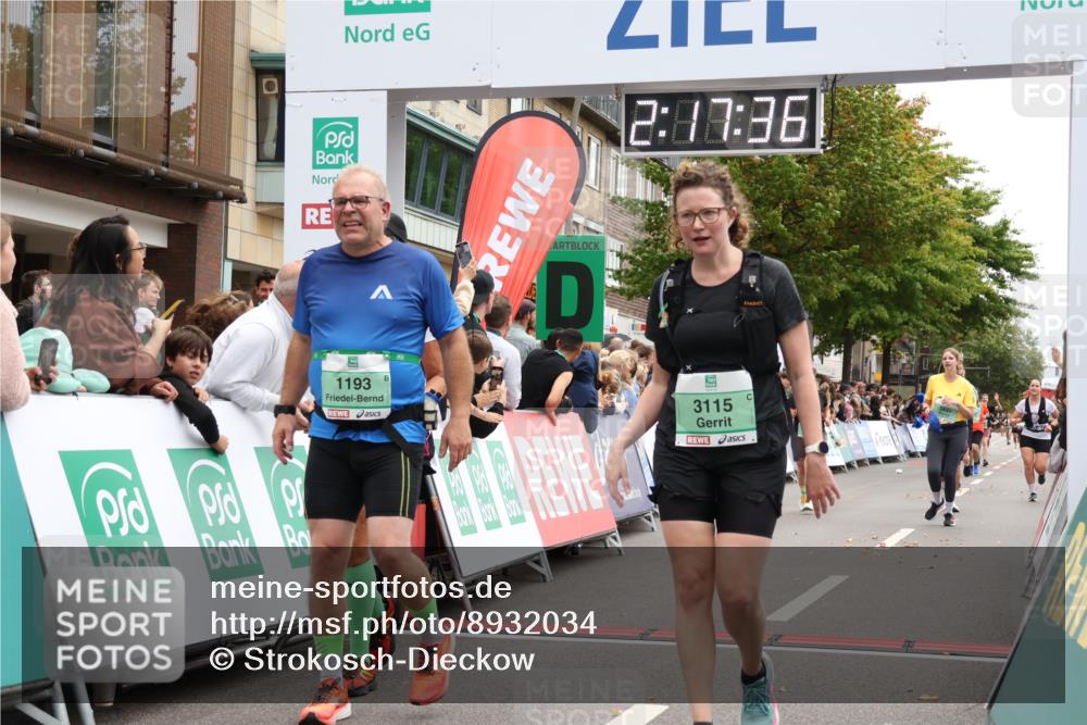 21.09.2025 - PSD Bank Halbmarathon Strokosch-Dieckow http://msf.ph/oto/8932034 21.09.2025 12:16:59 Ziel 1024, 1025, 1193, 1513, 3115, 3128, 3773, 3831 meine-sportfotos.de