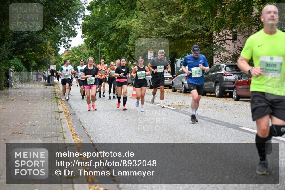 21.09.2025 - PSD Bank Halbmarathon Dr. Thomas Lammeyer http://msf.ph/oto/8932048 21.09.2025 10:51:31 Laufen 3505, 3022, 1664, 3516 meine-sportfotos.de
