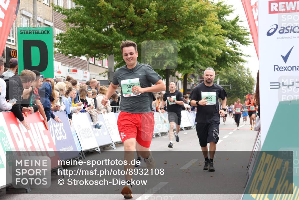 21.09.2025 - PSD Bank Halbmarathon Strokosch-Dieckow http://msf.ph/oto/8932108 21.09.2025 12:17:10 Ziel 1061, 1599, 2877, 3018, 3028, 3413, 3500, 3734, 3773, 3831 meine-sportfotos.de