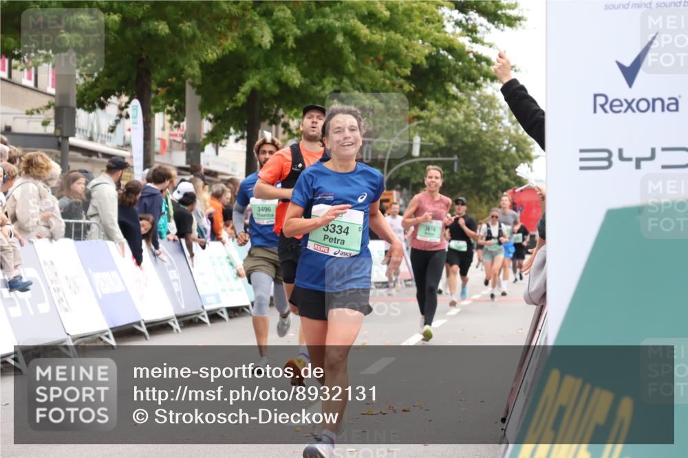 21.09.2025 - PSD Bank Halbmarathon Strokosch-Dieckow http://msf.ph/oto/8932131 21.09.2025 12:17:16 Ziel 1061, 3018, 3028, 3334, 3413, 3496, 3500, 4032 meine-sportfotos.de