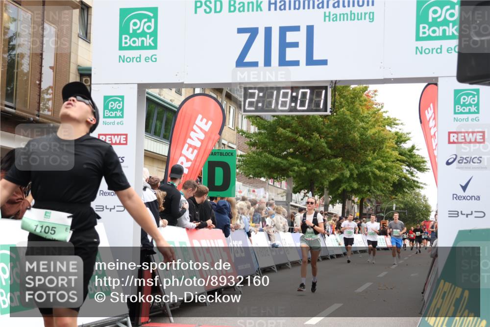 21.09.2025 - PSD Bank Halbmarathon Strokosch-Dieckow http://msf.ph/oto/8932160 21.09.2025 12:17:25 Ziel 1105, 3334, 3496, 3609, 3874, 4032 meine-sportfotos.de